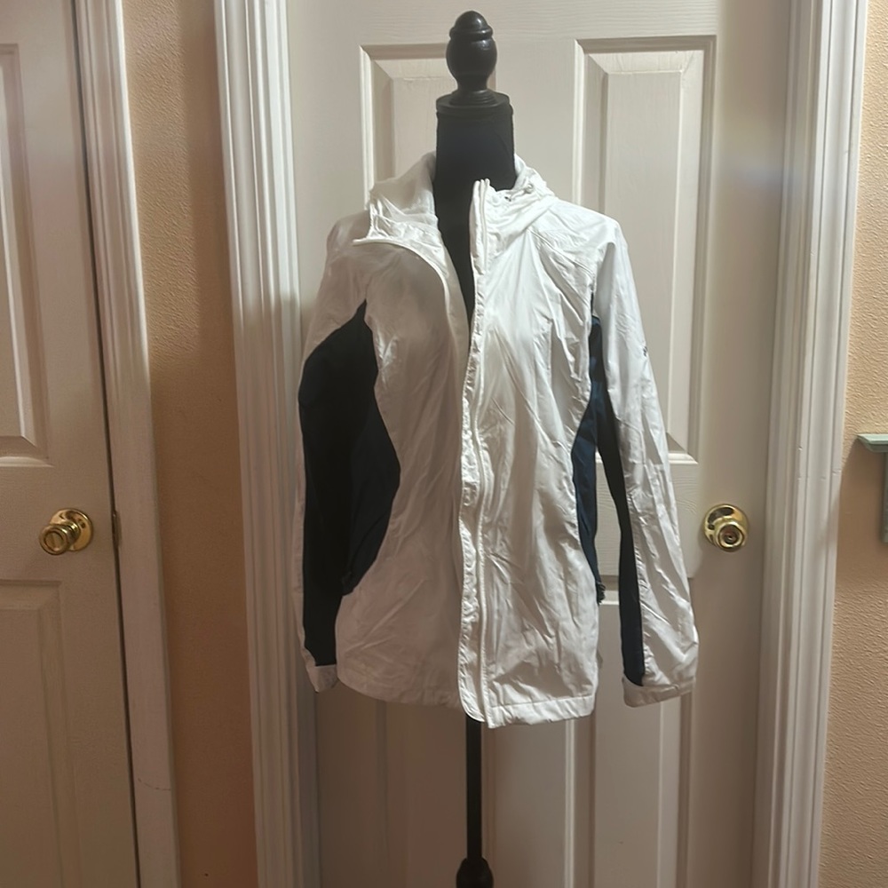 Wind breaker jacket